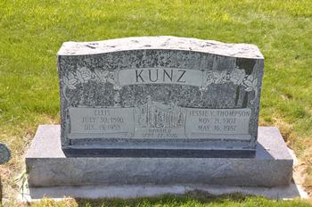 Kunz, Ellis (Jessie V. Thompson) (1) (Cedron)
