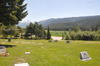 4. Pratt Cemetery (Pratt)
