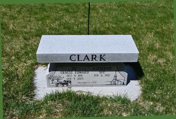 Clark, Ernest Edward (Katherine Sue) (Smoot)